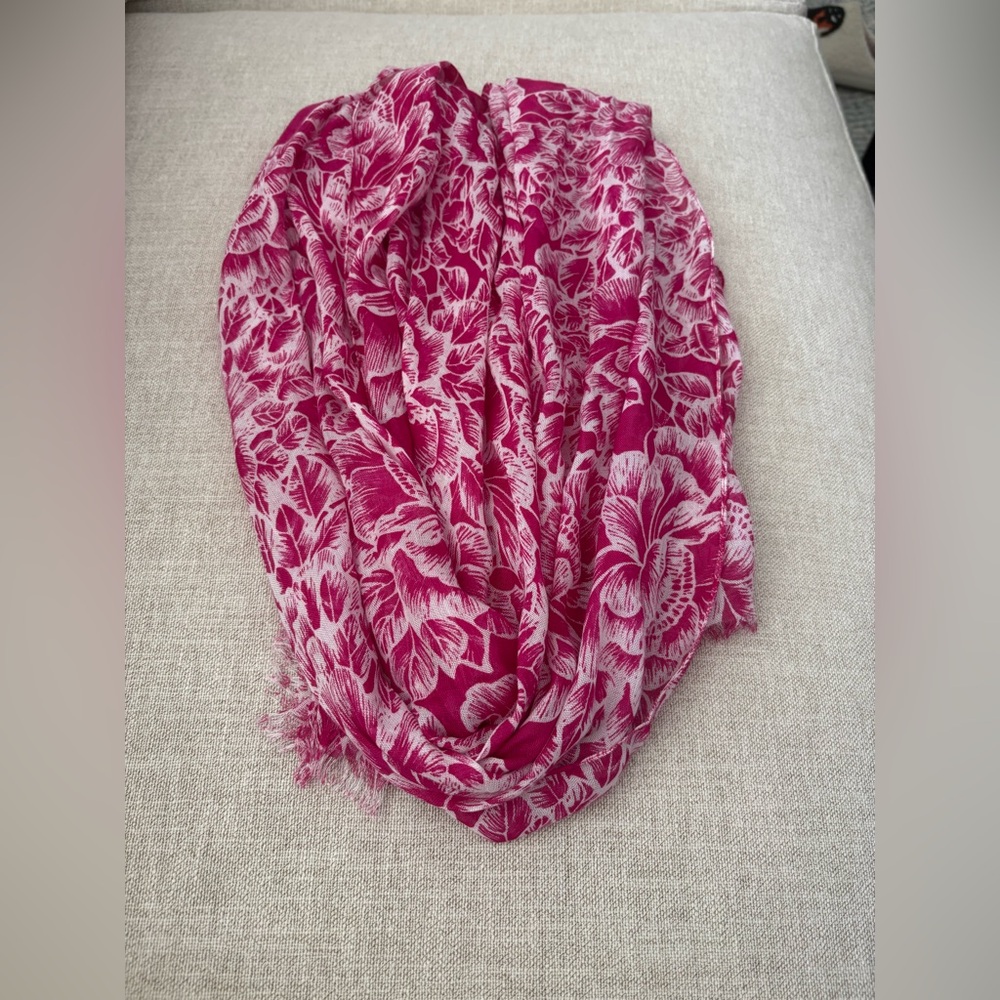 Banana Republic Elegant Tropical Floral Pink Wrap